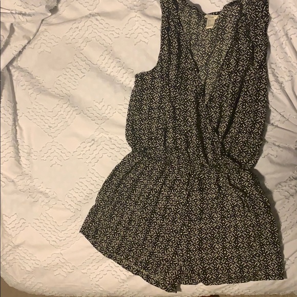 Forever 21 Other - Sleeveless Romper Forever 21 Other - Sleeveless Romper